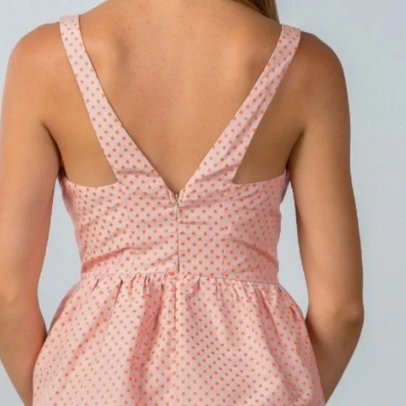 Very flattering great quality such nice material 👗PP is 18 1/2 - Picture 2 of 6